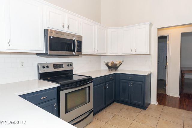 8062 Woodleigh Cove, Biloxi, MS 39532