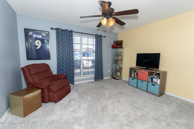 8062 Woodleigh Cove, Biloxi, MS 39532