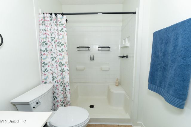 8062 Woodleigh Cove, Biloxi, MS 39532