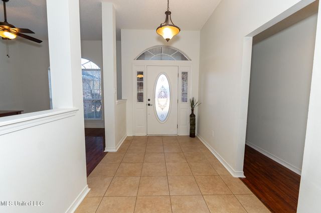 8062 Woodleigh Cove, Biloxi, MS 39532