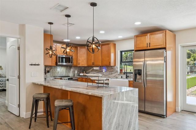 15436 VINOLA DRIVE, Montverde, FL 34756