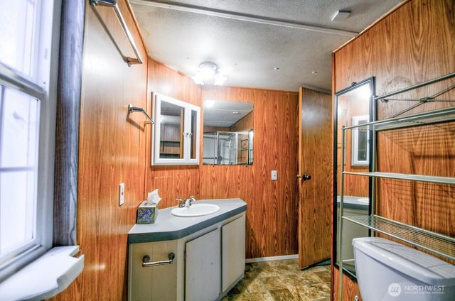 220 W Buck Prairie Road, Elma, WA 98541