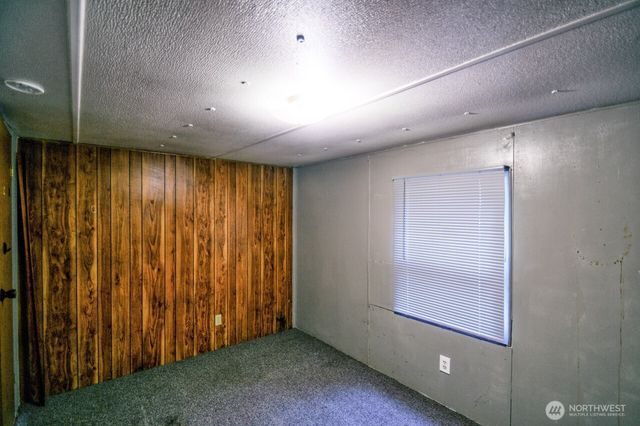 220 W Buck Prairie Road, Elma, WA 98541