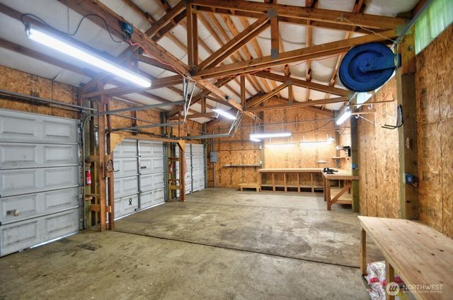 220 W Buck Prairie Road, Elma, WA 98541