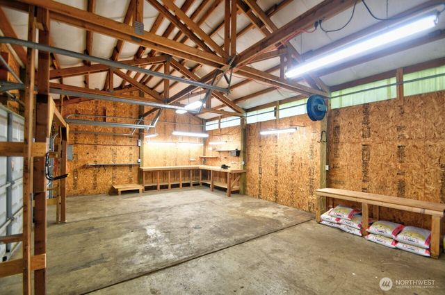 220 W Buck Prairie Road, Elma, WA 98541