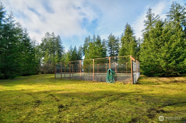 220 W Buck Prairie Road, Elma, WA 98541