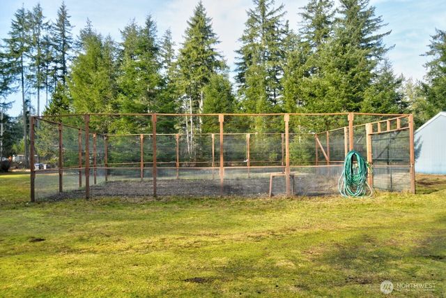 220 W Buck Prairie Road, Elma, WA 98541