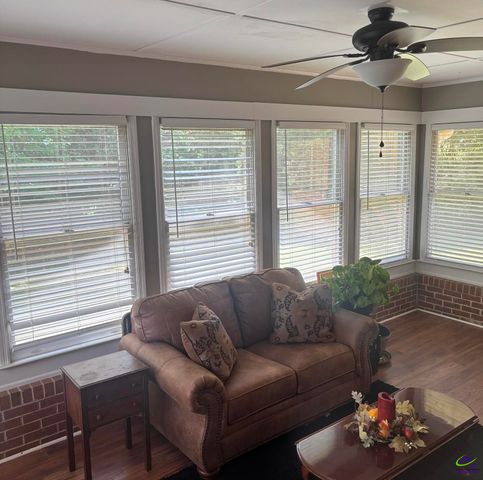 1010 S Ridge Circle, Perry, GA 31069
