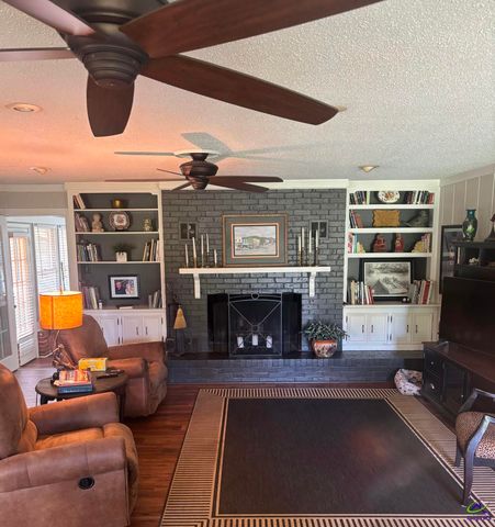 1010 S Ridge Circle, Perry, GA 31069