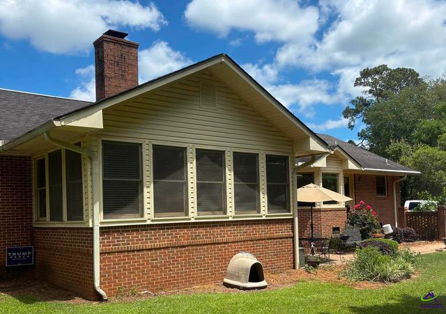 1010 S Ridge Circle, Perry, GA 31069