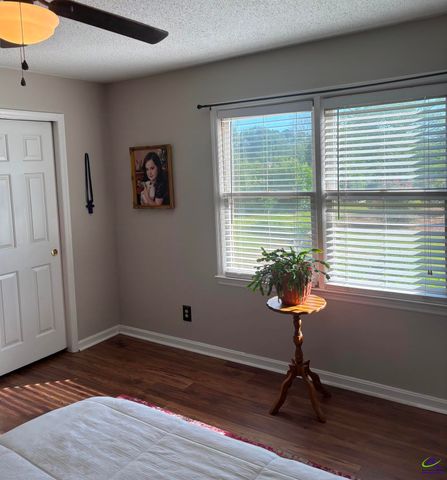 1010 S Ridge Circle, Perry, GA 31069