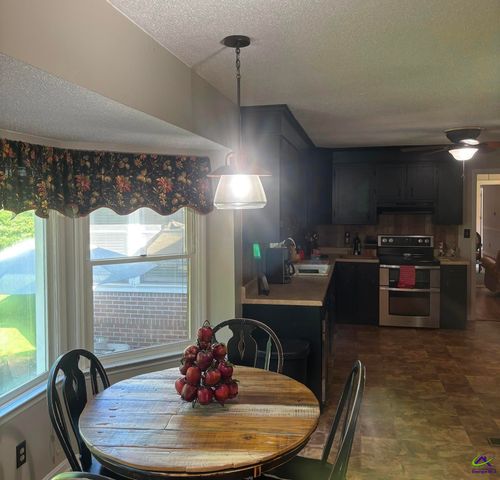 1010 S Ridge Circle, Perry, GA 31069