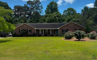 1010 S Ridge Circle, Perry, GA 31069