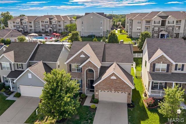 2088 Maryland Oaks Circle, Maryland Heights, MO 63146