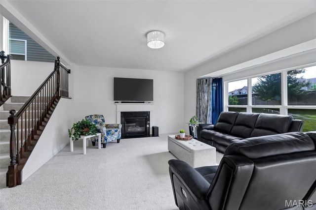 2088 Maryland Oaks Circle, Maryland Heights, MO 63146