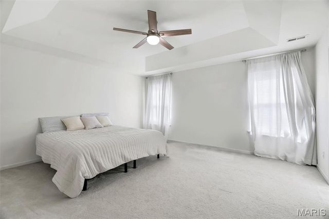 2088 Maryland Oaks Circle, Maryland Heights, MO 63146
