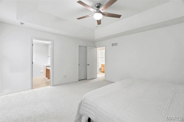 2088 Maryland Oaks Circle, Maryland Heights, MO 63146