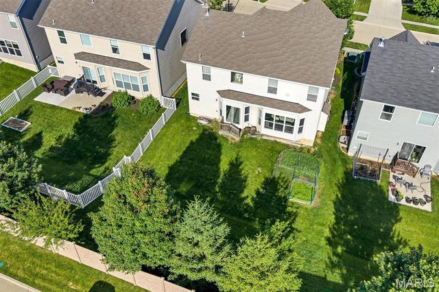 2088 Maryland Oaks Circle, Maryland Heights, MO 63146