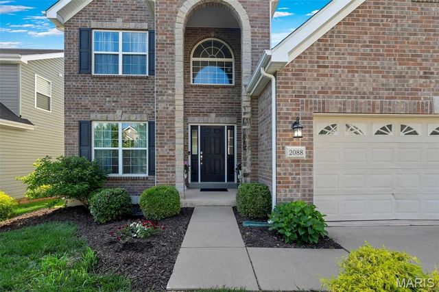 2088 Maryland Oaks Circle, Maryland Heights, MO 63146