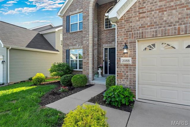 2088 Maryland Oaks Circle, Maryland Heights, MO 63146