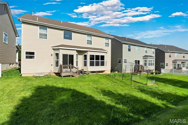 2088 Maryland Oaks Circle, Maryland Heights, MO 63146