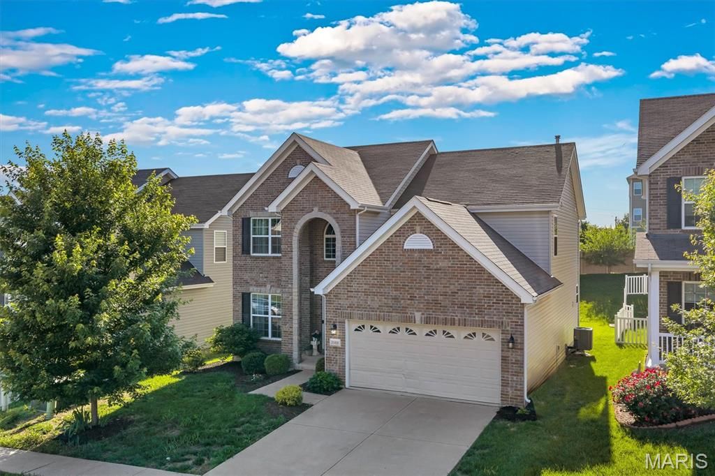 2088 Maryland Oaks Circle, Maryland Heights, MO 63146