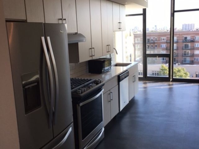 847 CHICAGO Avenue 809, Evanston, IL 60202