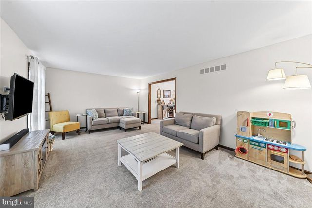 3023 WALKER LN, Eagleville, PA 19403