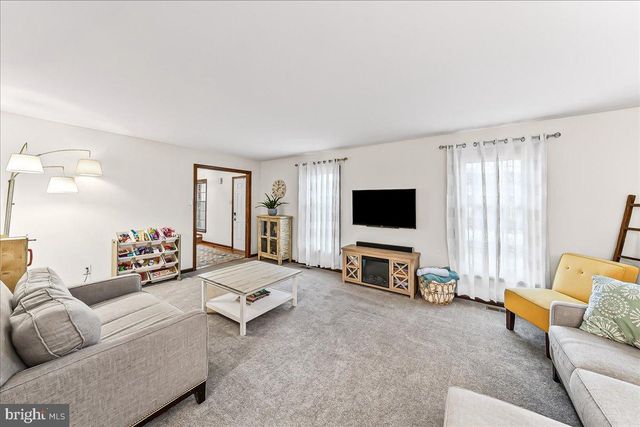 3023 WALKER LN, Eagleville, PA 19403