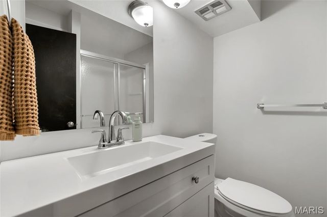 2672 Falcons Way 54, St Charles, MO 63303