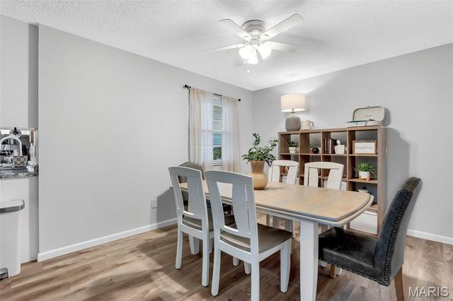 2672 Falcons Way 54, St Charles, MO 63303