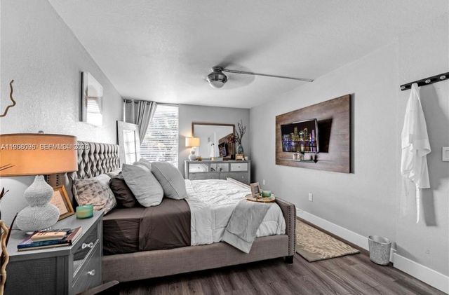 830 NW 87t ave 303, Miami, FL 33172