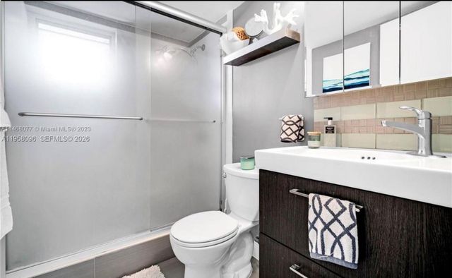 830 NW 87t ave 303, Miami, FL 33172