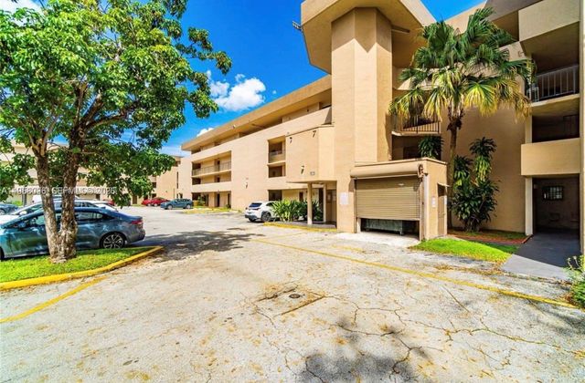 830 NW 87t ave 303, Miami, FL 33172