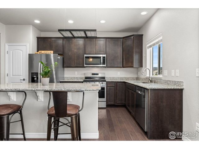 1889 La Salle Dr, Loveland, CO 80538