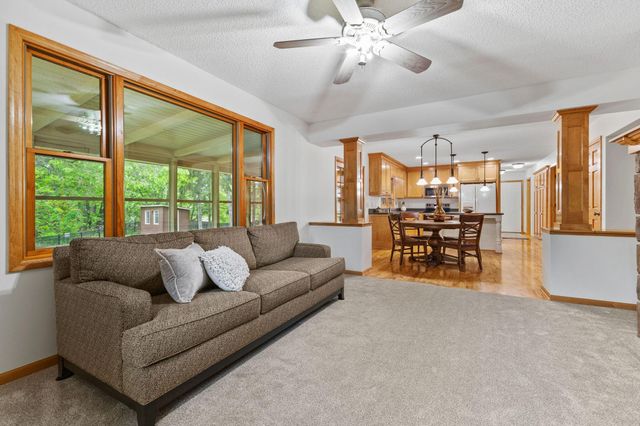 11305 Parkside Trail, Dayton, MN 55369