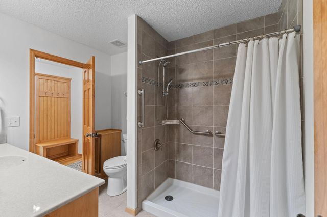 11305 Parkside Trail, Dayton, MN 55369