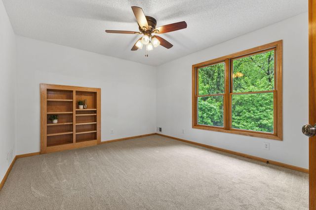 11305 Parkside Trail, Dayton, MN 55369