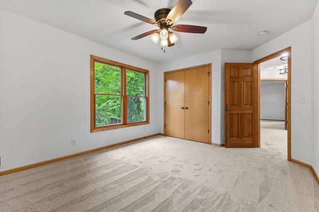 11305 Parkside Trail, Dayton, MN 55369