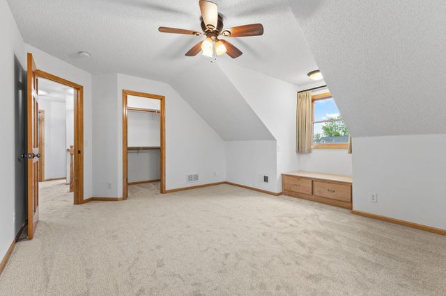 11305 Parkside Trail, Dayton, MN 55369