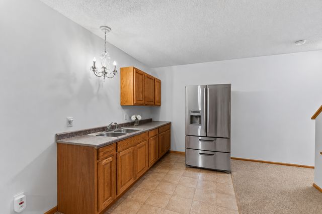 11305 Parkside Trail, Dayton, MN 55369