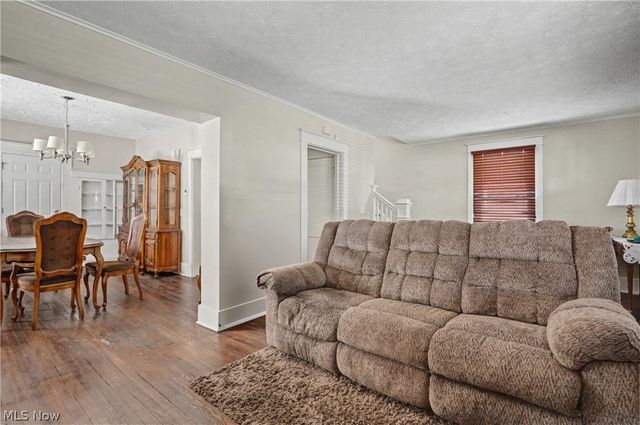 4144 Helena Avenue, Youngstown, OH 44512