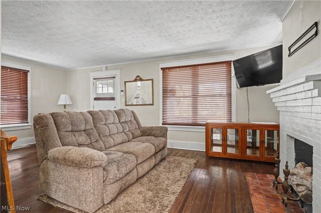 4144 Helena Avenue, Youngstown, OH 44512