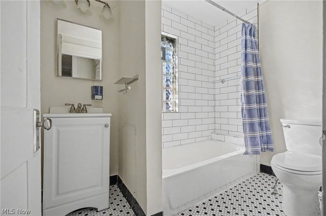 4144 Helena Avenue, Youngstown, OH 44512