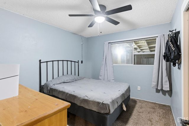 2501 Emerald Street, Bakersfield, CA 93304