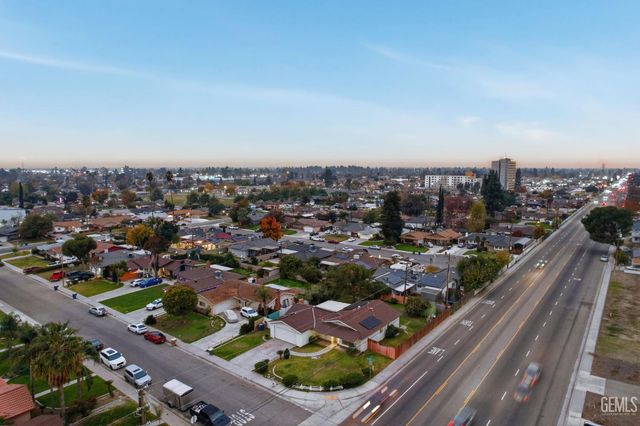 2501 Emerald Street, Bakersfield, CA 93304