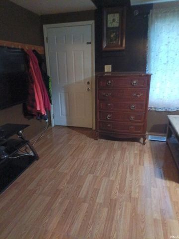 1027 E Chippewa Avenue, South Bend, IN 46614