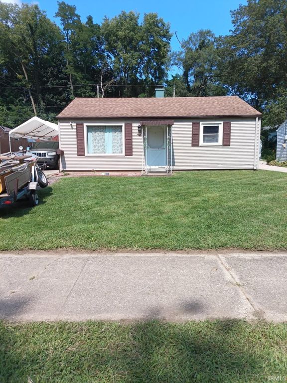 1027 E Chippewa Avenue, South Bend, IN 46614