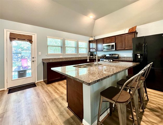 1039 Blue Moon Court, Conroe, TX 77301