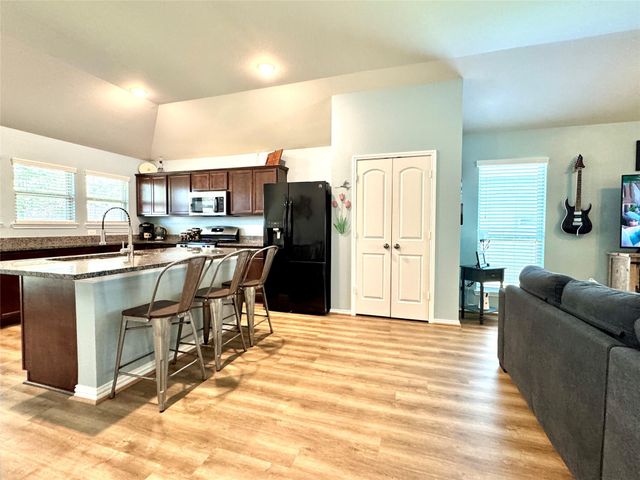 1039 Blue Moon Court, Conroe, TX 77301